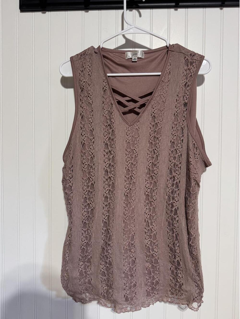 Shannon Ford New York Mauve Lace Criss Cross Neck Sleeveless Top 3X Plus